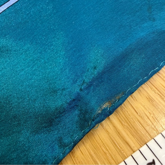 Vintage Bill Blass Silk Scarf, Deep Teal with Floral Garden Print Large square - Picture 7 of 8